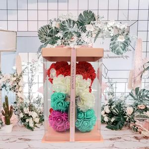 Fleurs artificielles en gros, ours en roses artificielles pour la Saint-Valentin, les anniversaires, la fête des mères et les mariages, avec une boîte cadeau rose de 10 pouces - Product Image 2