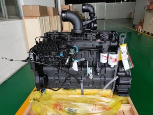 Motor 4BTA de 4 Cilindros Refrigerado por Agua de 100 HP, Serie B - Compacto y Eficiente, Cilindrada de 100-200 HP, 3.9L / 5.9L - Product Image 3