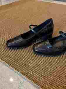 French Vintage Genuine Leather Sheepskin <b>Block</b> Heel Women's Pumps Comfortable Slip-on Shallow Mouth Office Commuter Shoes - Product Image 3