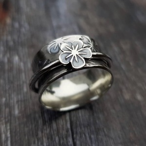 Floral Design Women's <b>Ring</b> Plum Blossom Pattern Silver Tone Jewelry Gift For Her Fashion <b>Statement</b> <b>Ring</b> - Product Image 1
