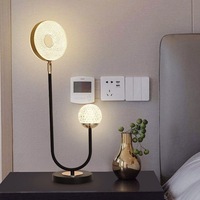 Nordique moderne Design lampe de Table doré papillon lune veilleuse luxe fer corps Simple petit éclairage de Table pour chambre hôtel