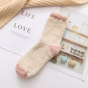 Hj Thiết Kế Mới Mùa Đông Dày Vớ Ấm Rắn Len Vớ Mùa Đông Với <span class=keywords><strong>Fluff</strong></span> Cho Phụ Nữ Giữ Ấm Bên Ngoài - Product Image 5