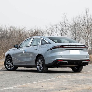 2025 Geely Galaxy L6 EM-I 140km รถพลังงานใหม่รถยนต์จีนราคาถูก4ประตู5ที่นั่งกว้างขวางคุณภาพสูง - Product Image 2