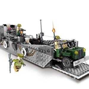 HW 413Pcs Educational Blocks Toys Kit Boy Hot Selling Products Military War Toy Diy Landing ship Building Block Set