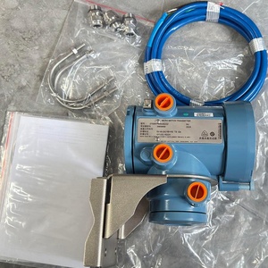 สินค้าขายดี มีสต็อก Rosemounte 1700 / 2700/4700/4700 เครื่องส่งสัญญาณวัดการไหลของมวล Emerson Motion Coriolis 2700R - Product Image 1