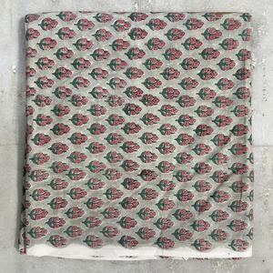 Tela de Algodón Indio Ligera, Ecológica, de Color Rosa Suave con Estampado Floral para Vestidos de Niñas y Niños, por Yarda, Origen Indio - Product Image 3