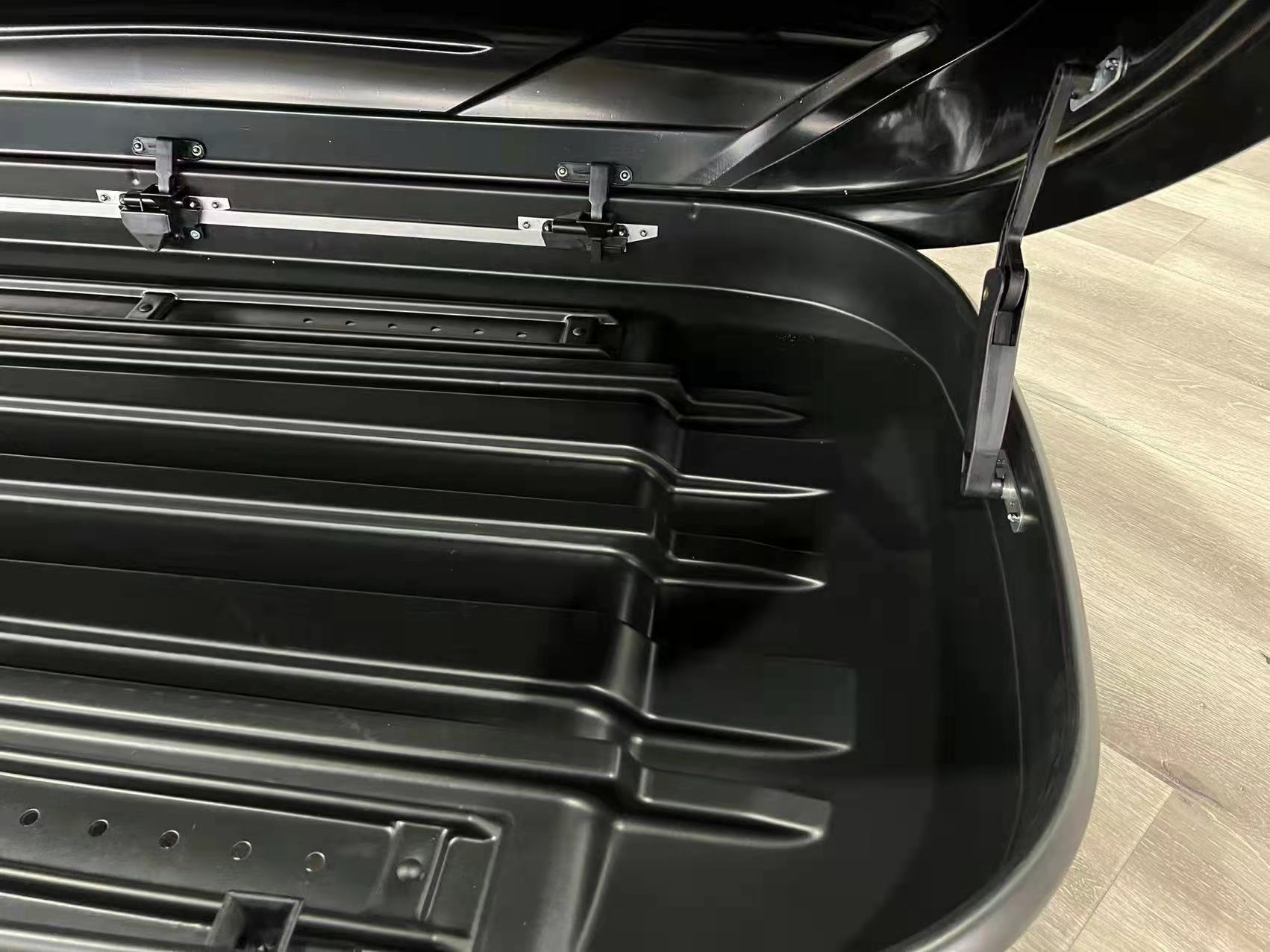 Roof Luggage Box Roof Rack Storage Box Waterproof Roof Box Products