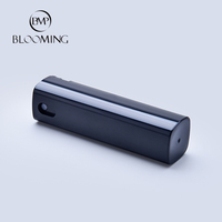 Mini flacon pulvérisateur de parfum rechargeable en plastique, atomiseur de voyage portable avec capacité de 10 ml/15 ml, design carré