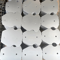 Pièces de tôlerie découpées au laser en acier au carbone et acier inoxydable, sur mesure, OEM, avec des pièces embouties de précision, tolérance de 0,07 mm