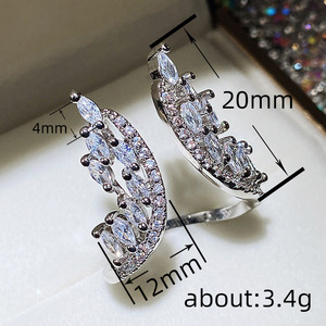 Anello Regolabile con Cristallo a Forma di Ala d'Angelo per Donne, Elegante Accessorio di Moda - Product Image 5