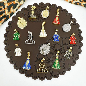 Ciondoli JS2031 Placcati Oro 18k con Zirconi Cubici, Raffiguranti Gesù Malverde e la Vergine del Valle - Product Image 1