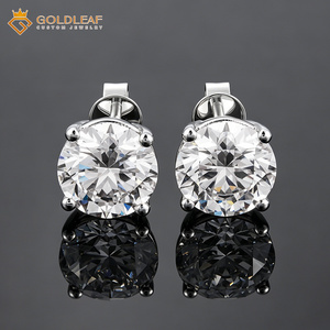 Pendientes de oro blanco de 18 quilates con diamantes cultivados en laboratorio, corte redondo, brillo brillante, engaste a mano. - Product Image 1