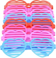 Accessoires de fête de saint-valentin 8 pièces lunettes colorées en verre de cœur d'amour cadeaux de fête pour enfants adultes ensemble de lunettes de cœur de saint-valentin