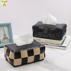 Caja de pañuelos tejida con diseño de tablero de ajedrez en blanco y negro, cubierta de cuero de estilo europeo para pañuelos faciales, para uso en el hogar y en el escritorio. - Product Image 2