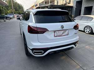 2024 Offre Spéciale 1.5T 160PS L4 quatre portes cinq places voiture économique direction à gauche foncé R16 voiture d'occasion pour VW Lavida berline - Product Image 5