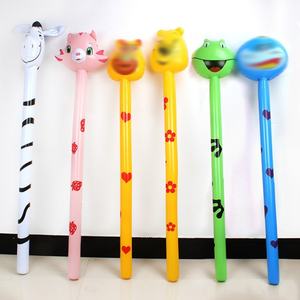 Girafe gonflable en PVC en gros, jouet à sauter pour enfants, long bâton avec tête d'animal de dessin animé, matière plastique - Product Image 4