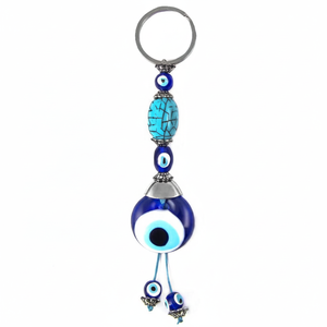 Turquesa en forma de hecho a mano de vidrio mal de ojo encanto cuentas clave cadena Hecho en Turquía - Product Image 2