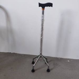 Canne de marche à quatre pieds en alliage d'aluminium avec poignée antidérapante, aide à la mobilité pour personnes âgées, utilisation en extérieur - Product Image 3