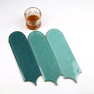 Le bleu trois style mélange de plumes carreaux émaillés peut être employée dans les restaurants, café