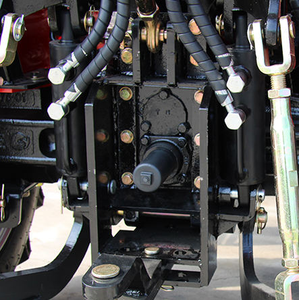Tracteur agricole TT504 4x4 compatible avec des accessoires polyvalents, roues 4 roues motrices - Product Image 3