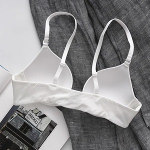 Soutien-gorge léger push-up sans coutures pour femme, à fermeture avant, respirant, écologique, convertible, dos croisé, avec armatures, effet liftant et de rassemblement - Product Image 6