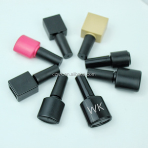 Flacon de vernis à ongles en plastique personnalisé, bon marché, à <span class=keywords><strong>prix</strong></span> avantageux, avec pinceau, pour emballage cosmétique - Product Image 1