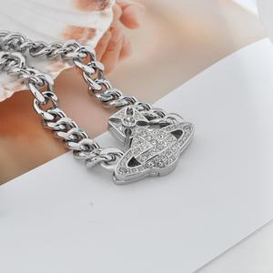 Collar Magnético de Planeta Versión Alta Gama Queen Mother con Cadena Gruesa de Diamantes para Hombres y Mujeres, Estilo Europeo Americano de Moda - Product Image 4