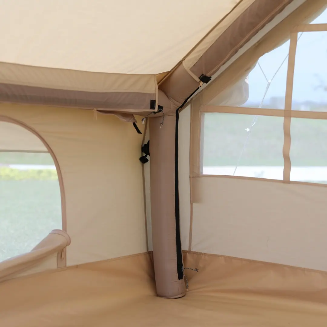 Tente de camping imperméable à structure autoportante 4 saisons Tente de cabine gonflable extérieure à air d'hiver personnalisée