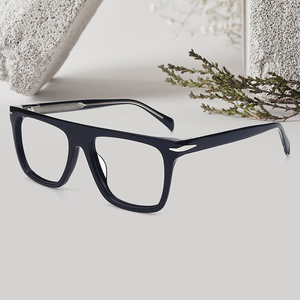 View More Filtre à lumière bleue Lunettes d'ordinateur pour bloquer la lumière bleue Lunettes anti-lumière bleue pour hommes pour une utilisation sur ordinateur - Product Image 4