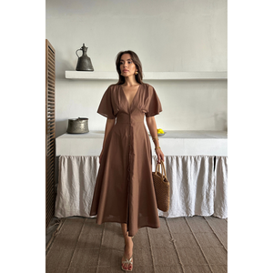 Robe en lin marron de haute qualité à col en V et boutons pour femme, design élégant personnalisé, taille XS, pour le bureau ou un usage quotidien - Product Image 4