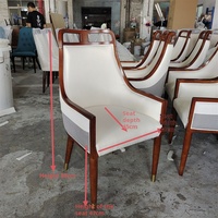 Fauteuil moderne en bois massif avec dossier rembourré doux et chaise de salle à manger en cuir PU pour la maison hôtel restaurant