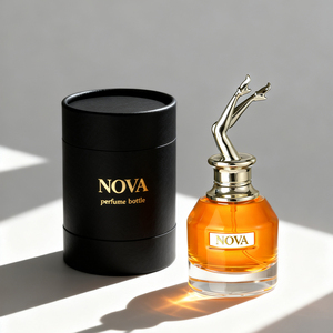 Flacon de parfum en <span class=keywords><strong>verre</strong></span> rond de luxe avec base épaisse, motif sculpture dorée 'Jambes Sexy', vide, pour emballage de vaporisateur de parfum, 30ml 50ml - Product Image 1