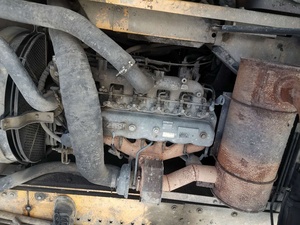 Plataforma de Perforación Rotatoria Usada Sany SR155 en Venta, con Motor de Bomba y Cojinete, Profundidad Máxima de 100 m, Fácil de Operar, Buen Estado - Product Image 3