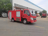 Camion-citerne à eau pour l'extinction des incendies FOTON 4X2, petit modèle, pour la lutte contre les incendies