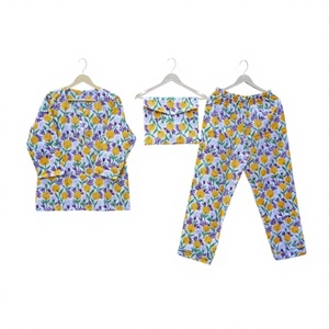 Conjunto de Pijama de Verano para Mujer con Estampado Floral Digital, Cintura Elástica, Ropa de Dormir Cómoda y Elegante - Product Image 1