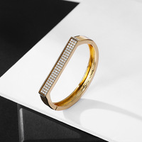 Bracelet ouvert en alliage de zinc incrusté, tendance pour femme - Nouveauté très prisée