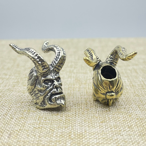 Sculpture de tête de <span class=keywords><strong>Hellboy</strong></span> à cornes en laiton, perles de couteau, accessoires pour extérieur, EDC, DIY, paracorde, pendentifs de lampe torche, breloques de bijoux - Product Image 2