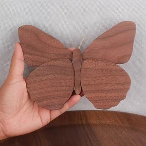 รูปผีเสื้อสำหรับตกแต่งสิ่งของสไตล์ล็อกสามมิติแบบเรียบง่ายการตกแต่งห้องนั่งเล่นตู้เย็นทำจากไม้สุดสร้างสรรค์ - Product Image 1