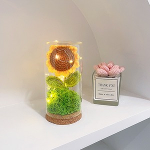 Lámpara de noche de girasol de ganchillo hecha a mano, adorno con pantalla de cristal, flor eterna, recuerdo, regalo para el Día del Maestro - Product Image 6