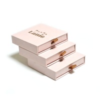 Boîte cadeau personnalisée en papier mat rose avec tiroir coulissant pour bijoux, colliers, boucles d'oreilles, bracelets