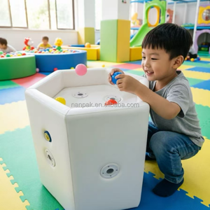 Balle flottante interactive hexagonale soufflante pour enfants, machine à balles sensorielles pour aire de jeux intérieure, garderie et café-jeux - Product Image 3