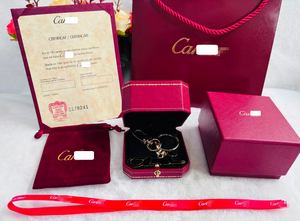 Élégant porte-clés en métal avec breloque panthère, boîte cadeau, sac en papier, ruban et certificat en option, avec diverses solutions de personnalisation - Product Image 4