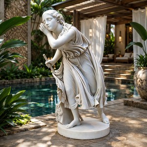 Sculpture personnalisée en marbre Nydia - Statue néoclassique sur mesure de la Jeune Fille aux Fleurs de Pompei pour intérieurs de luxe - Product Image 1