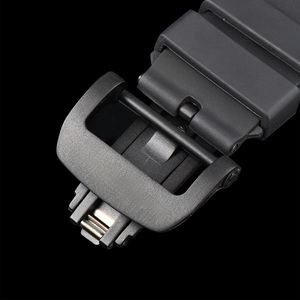 Un nouveau type de montre-bracelet mécanique en silicone tendance pour hommes - Product Image 6