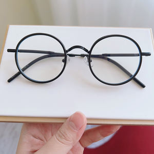 Gafas de último diseñador <span class=keywords><strong>2023</strong></span>, gafas de bloqueo de luz azul, montura óptica de Metal <span class=keywords><strong>para</strong></span> mujeres y hombres, gafas redondas de bloqueo de luz azul - Product Image 5