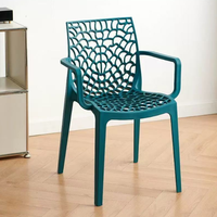Chaise empilable en plastique creux Macaron, chaise de salle à manger nordique avec dossier, chaise durable pour étudiants, idéale pour l'école, la salle de classe, la cantine