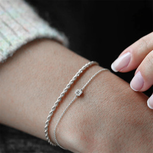 CANNER Nueva Pulsera Sencilla de Cadena Delgada con Baño de Rodio y Plata S925 con Circonita, Regalo Moderno para Mujer - Product Image 1