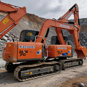 Mini excavadora usada Hitachi ZX70, en estado original, pocas horas de trabajo, rentable, con abundantes repuestos. - Product Image 4