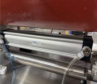 Machine de remplissage semi-automatique à piston HCHS-1600B pour sauce chili, miel, confiture, boissons, avec une capacité de 200 ml et des bouteilles en verre