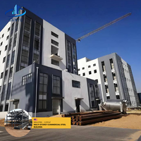 Nouveau bâtiment d'appartements préfabriqué à plusieurs étages en structure métallique pour usage résidentiel et commercial, durable et facile à installer